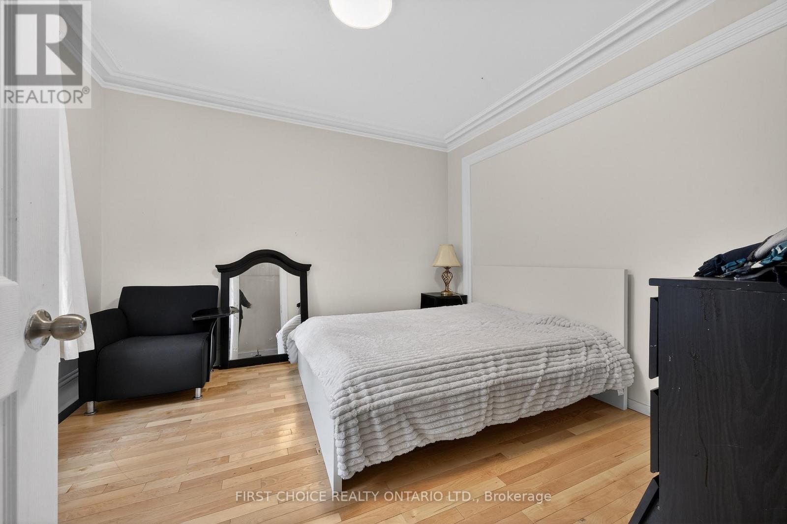 34 Gilmour Street, Ottawa, Ontario  K2P 0N3 - Photo 14 - X13547374