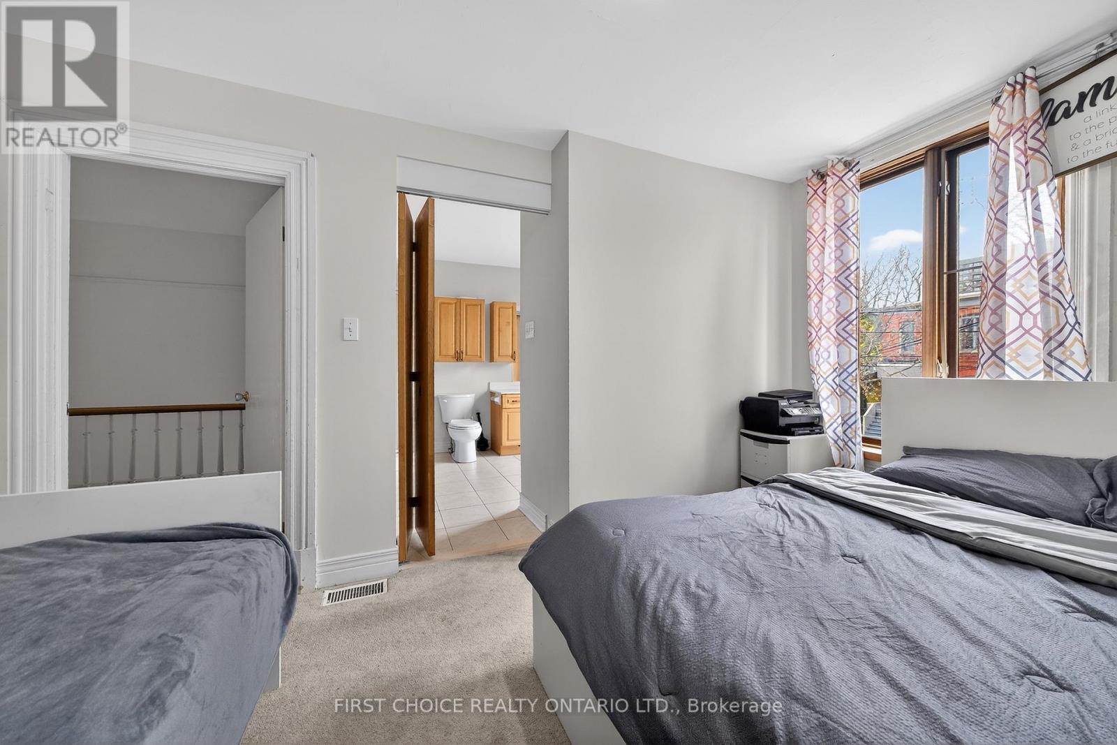 34 Gilmour Street, Ottawa, Ontario  K2P 0N3 - Photo 19 - X13547374