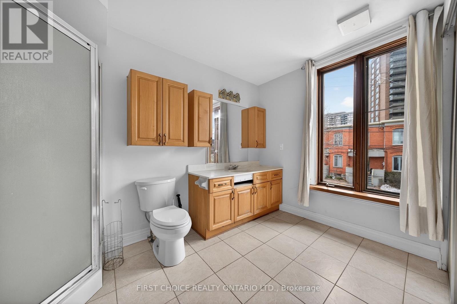 34 Gilmour Street, Ottawa, Ontario  K2P 0N3 - Photo 20 - X13547374