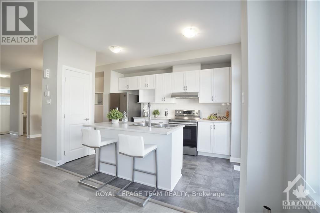 217 Geyser Place, Ottawa, Ontario  K2J 6P1 - Photo 10 - X13547446