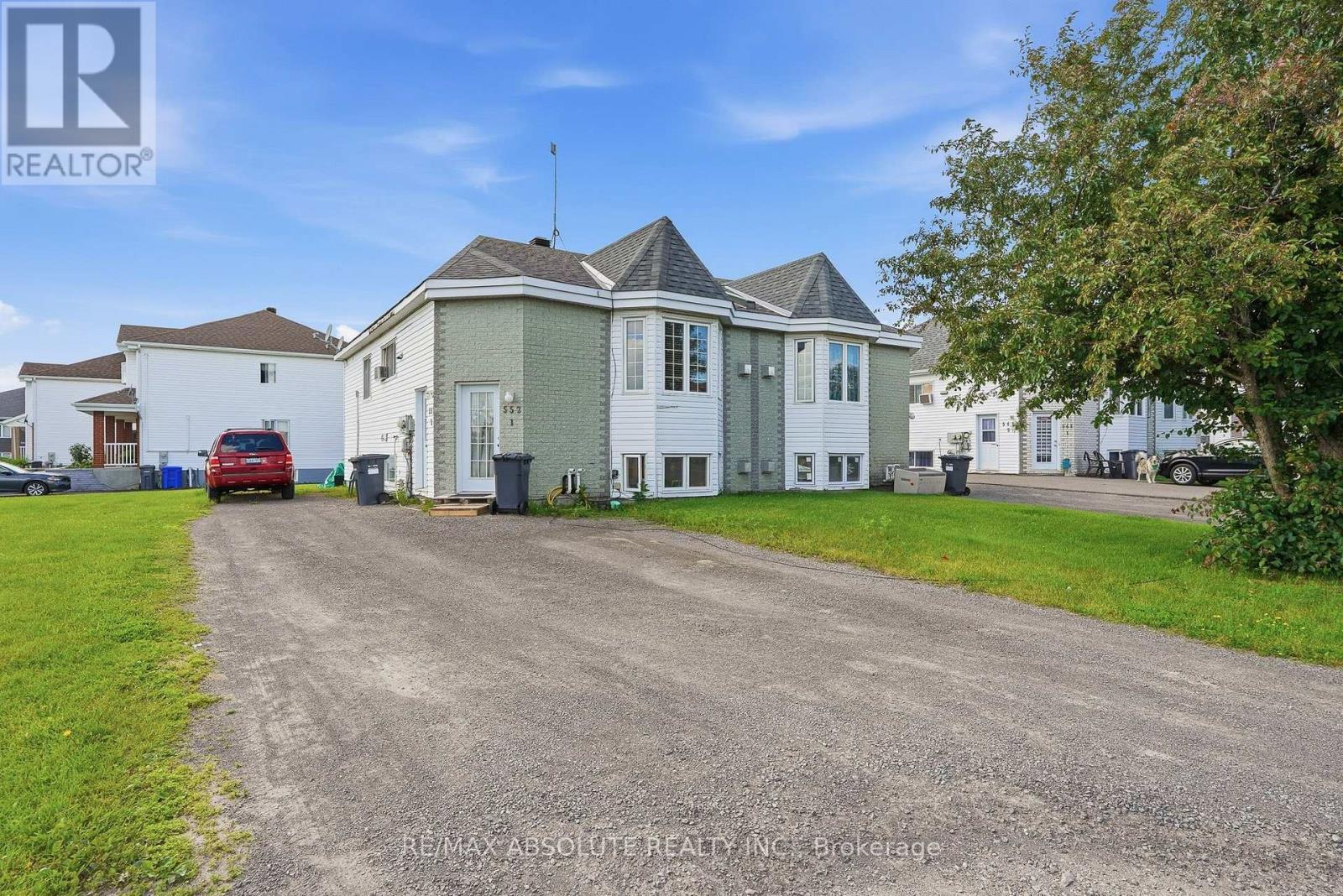 550-552 Mario Street, Hawkesbury, Ontario  K6A 3V3 - Photo 2 - X13547724