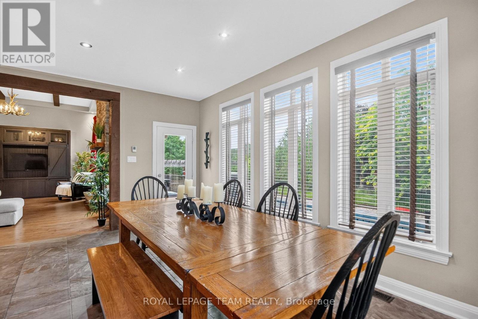 1801 Cedarlakes Way, Ottawa, Ontario  K4P 1G4 - Photo 15 - X13547812