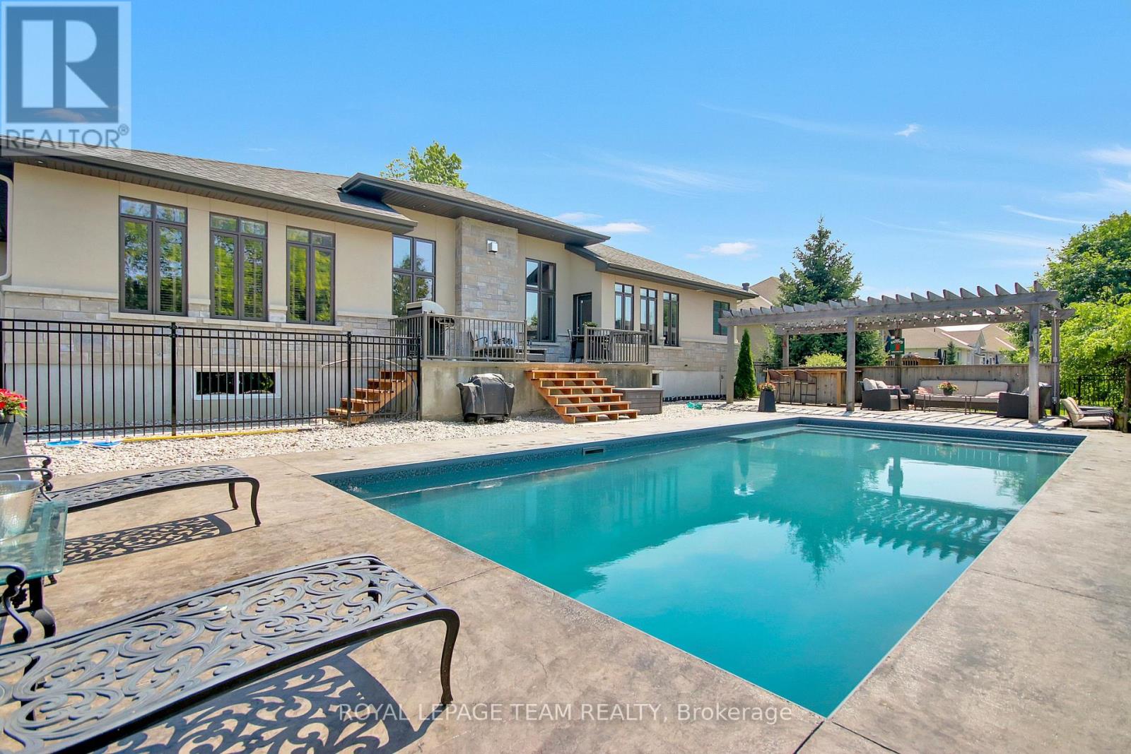 1801 Cedarlakes Way, Ottawa, Ontario  K4P 1G4 - Photo 41 - X13547812