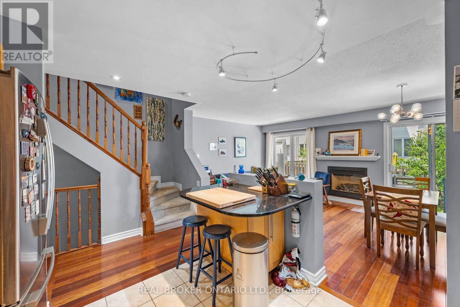 137 Marrissa Avenue, Ottawa, Ontario  K1J 0A4 - Photo 9 - X13547918