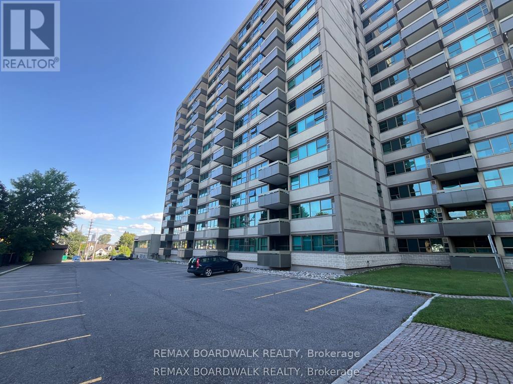 407 - 555 Brittany Drive, Ottawa, Ontario  K1K 4C5 - Photo 1 - X13547992
