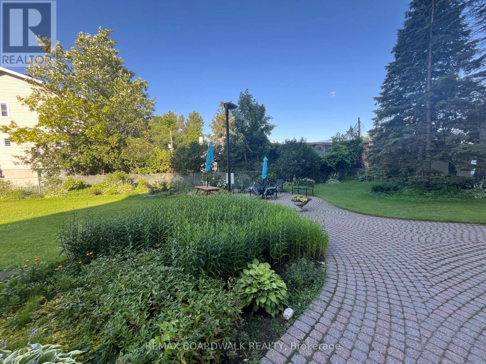 407 - 555 Brittany Drive, Ottawa, Ontario  K1K 4C5 - Photo 18 - X13547992