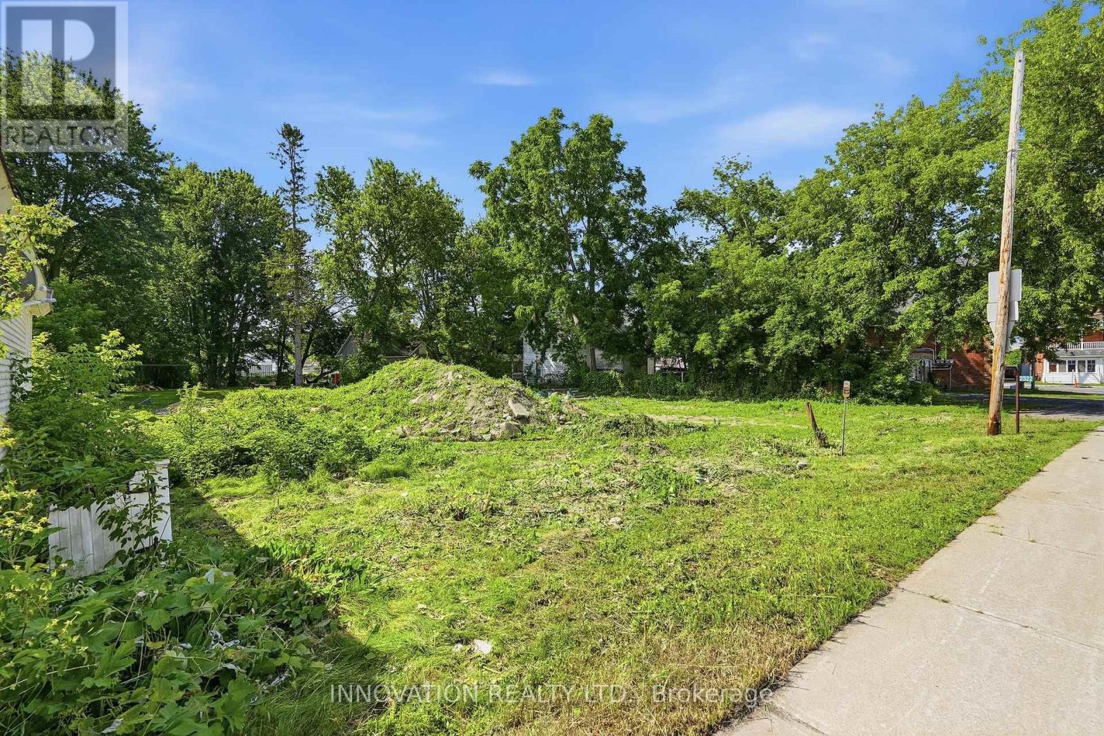 2322 Roger Stevens Drive, Ottawa, Ontario  K0A 2T0 - Photo 3 - X13548020