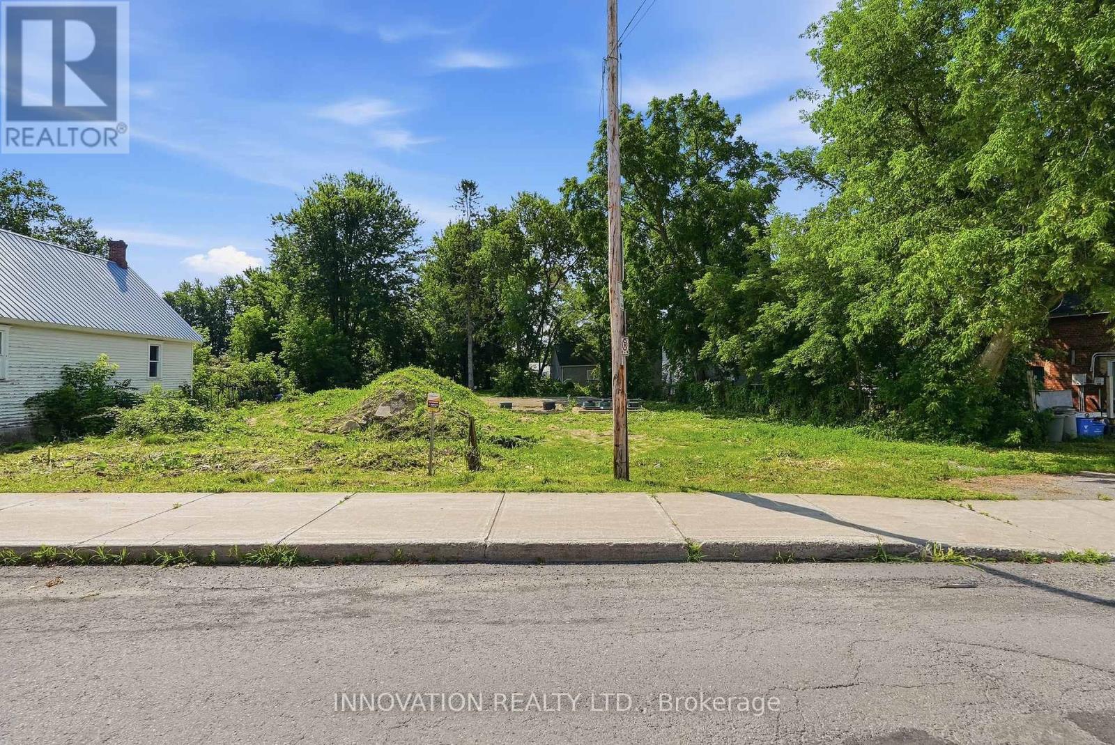 2322 Roger Stevens Drive, Ottawa, Ontario  K0A 2T0 - Photo 4 - X13548020