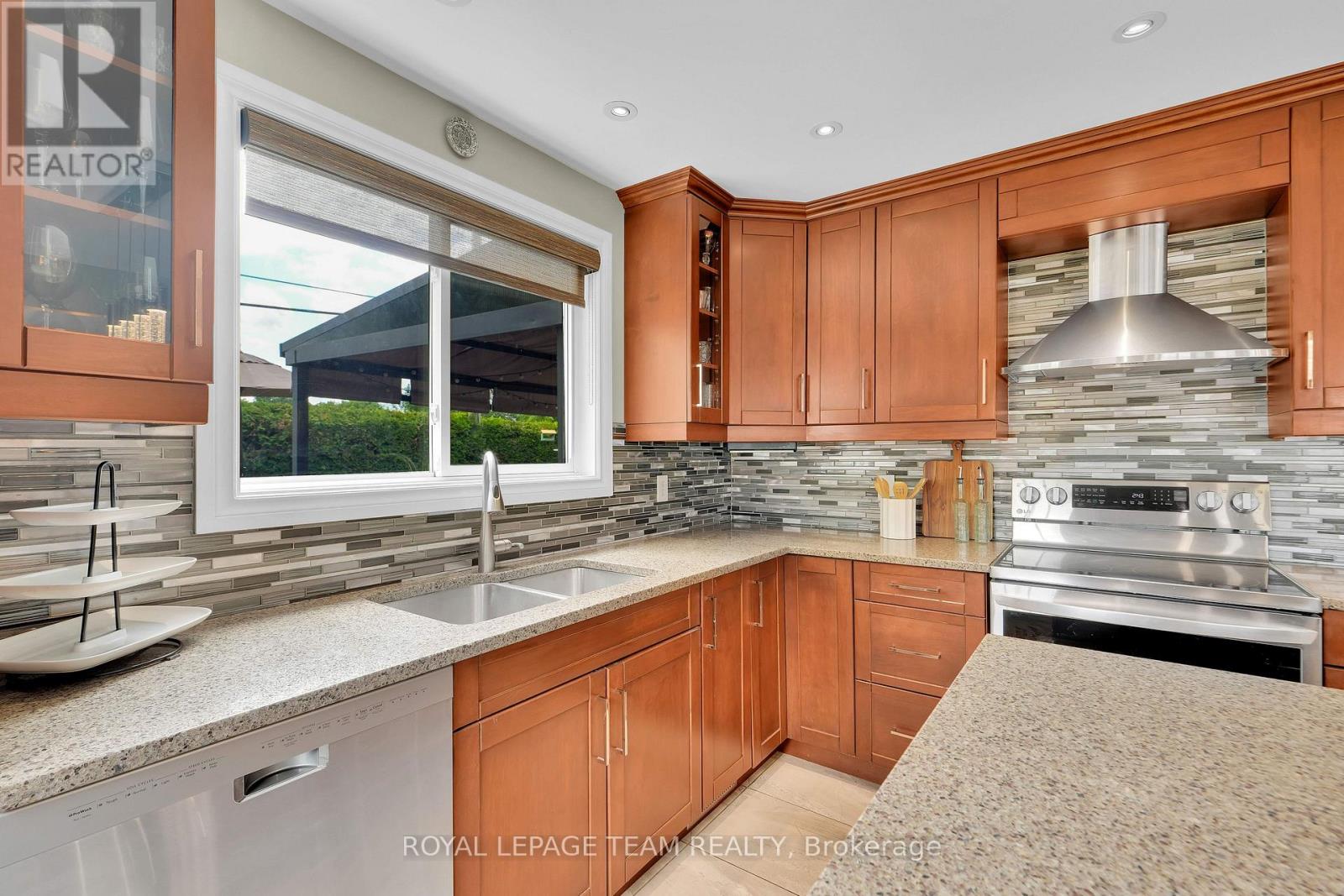 2250 Urbandale Drive, Ottawa, Ontario  K1G 3G6 - Photo 17 - X13548266