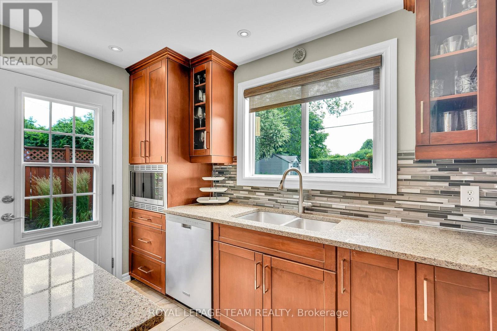 2250 Urbandale Drive, Ottawa, Ontario  K1G 3G6 - Photo 19 - X13548266