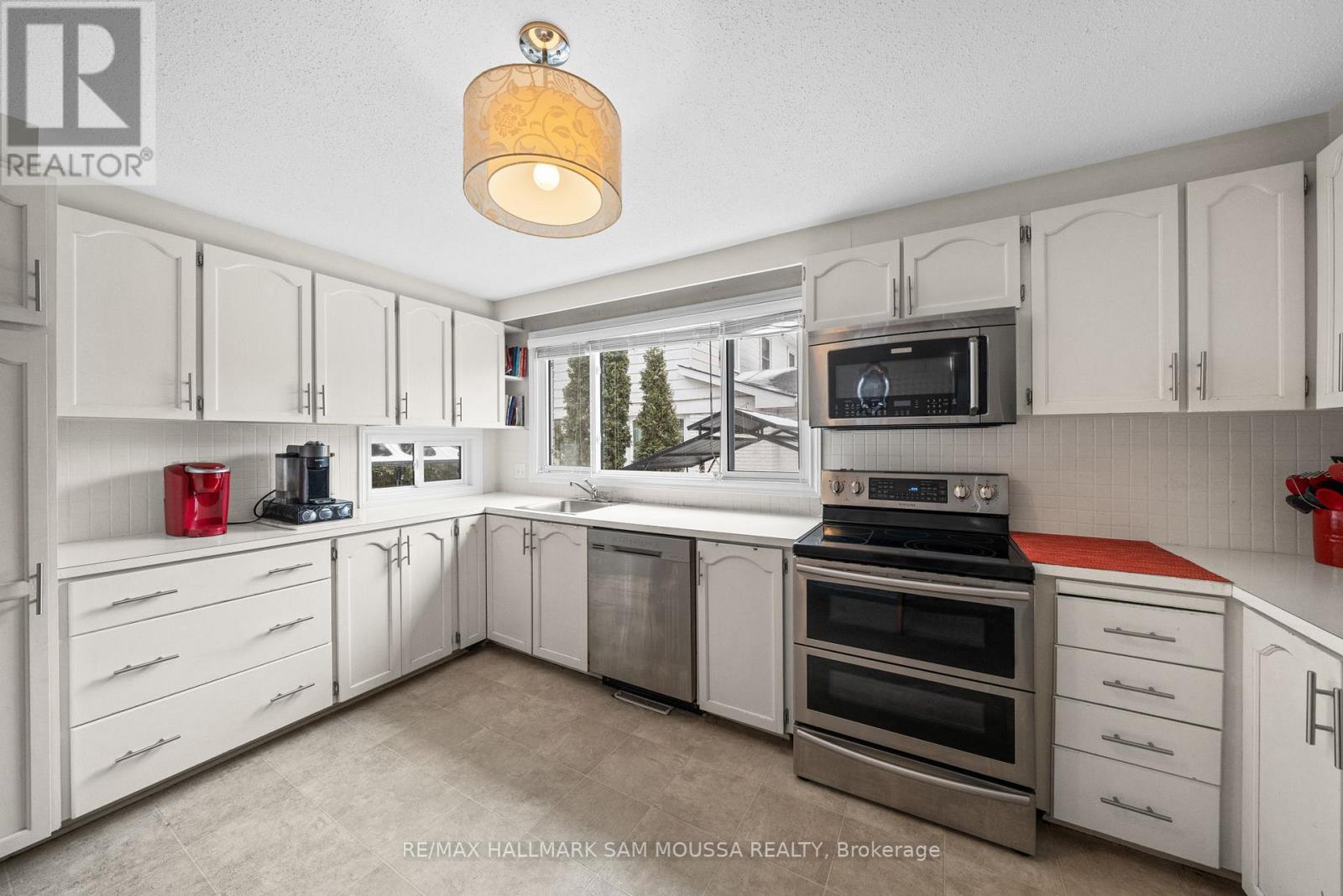 46 Seymour Avenue, Ottawa, Ontario  K2E 6P2 - Photo 15 - X13548292