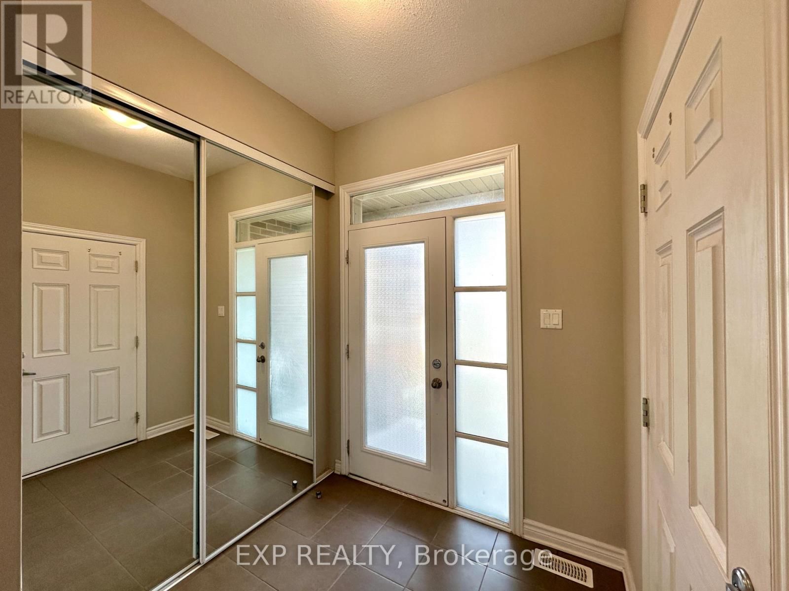 2470 Waterlilly Way, Ottawa, Ontario  K2J 6M3 - Photo 9 - X13548312