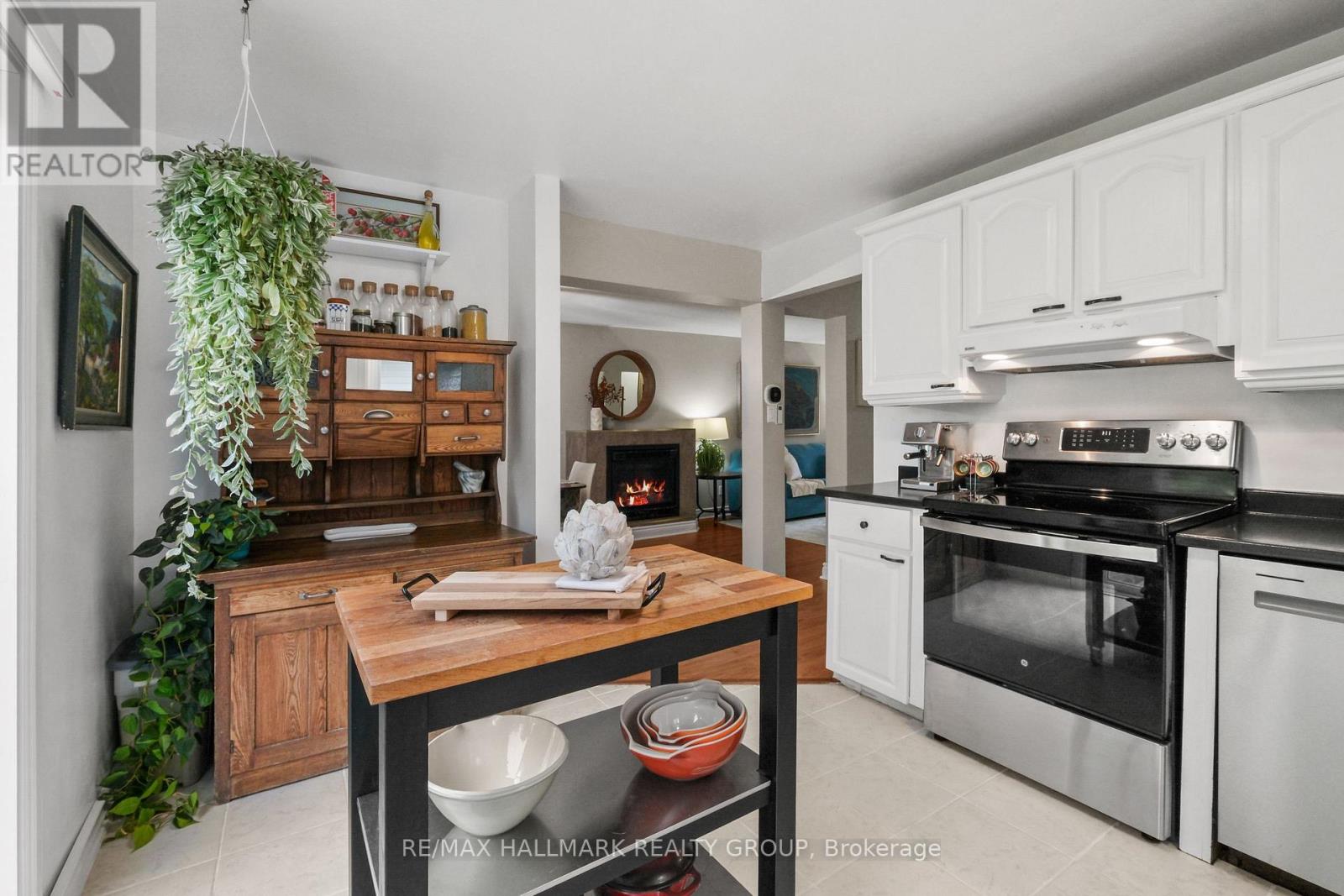 6398 Glen Knolls Drive, Ottawa, Ontario  K1C 2X2 - Photo 14 - X13548382