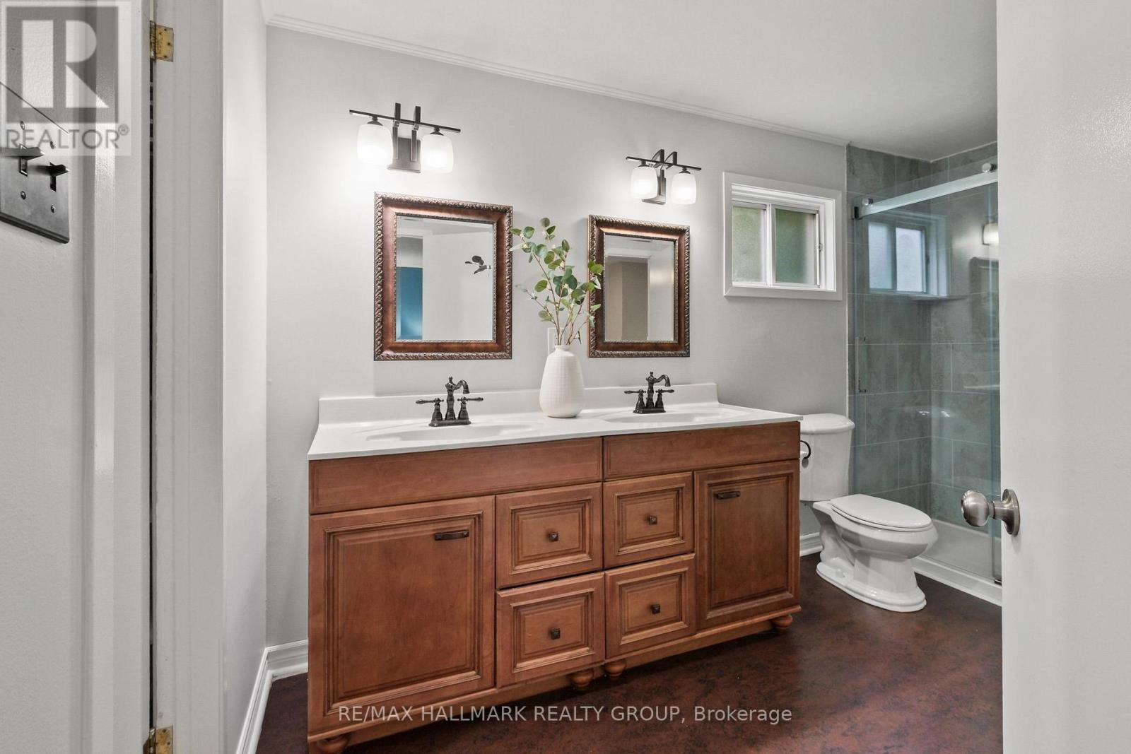 6398 Glen Knolls Drive, Ottawa, Ontario  K1C 2X2 - Photo 25 - X13548382