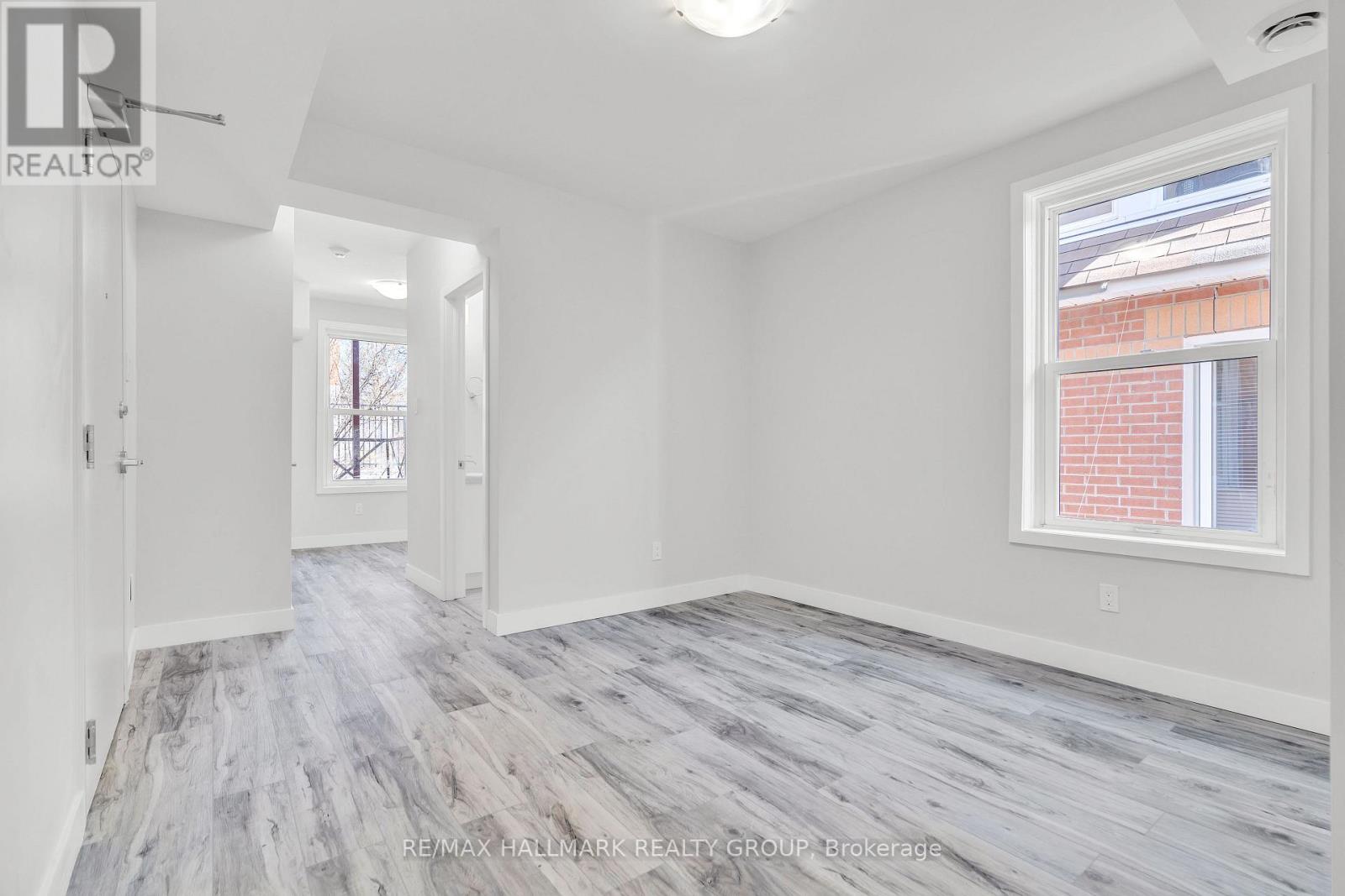 3 - 261 Somerset Street E, Ottawa, Ontario  K1N 6V5 - Photo 5 - X13548430