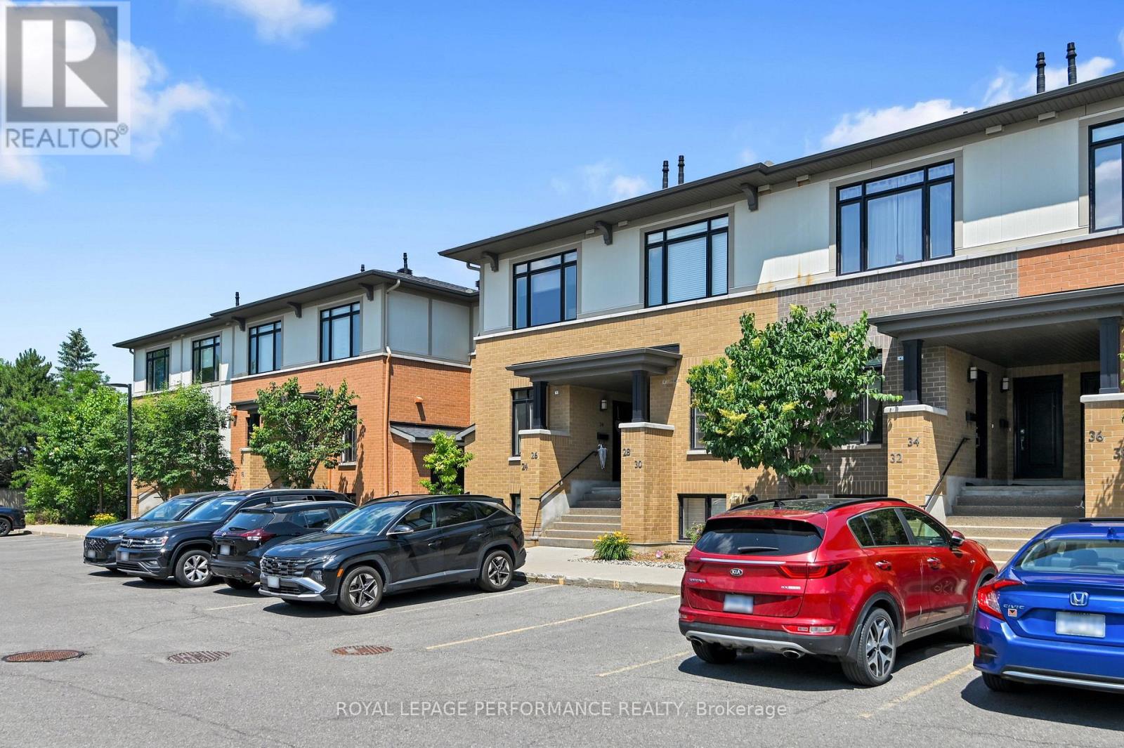 24 Bergeron Private, Ottawa, Ontario  K1C 0C2 - Photo 3 - X13548464