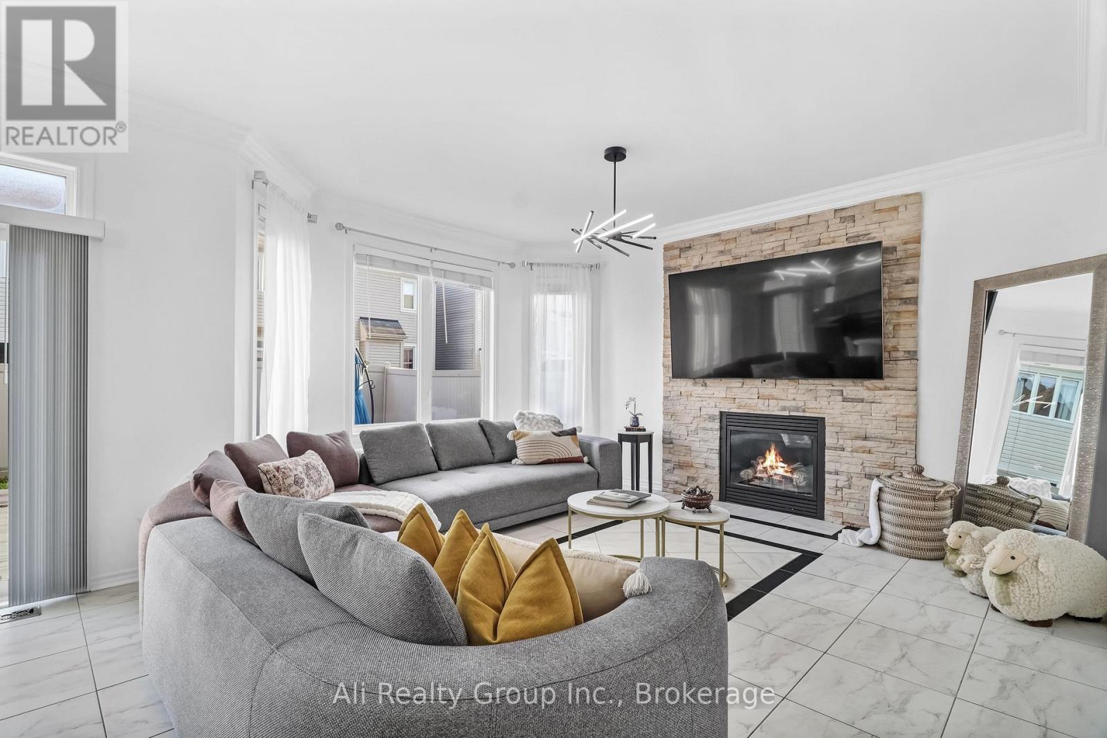 3454 River Run Avenue, Ottawa, Ontario  K2J 0R8 - Photo 3 - X13548700