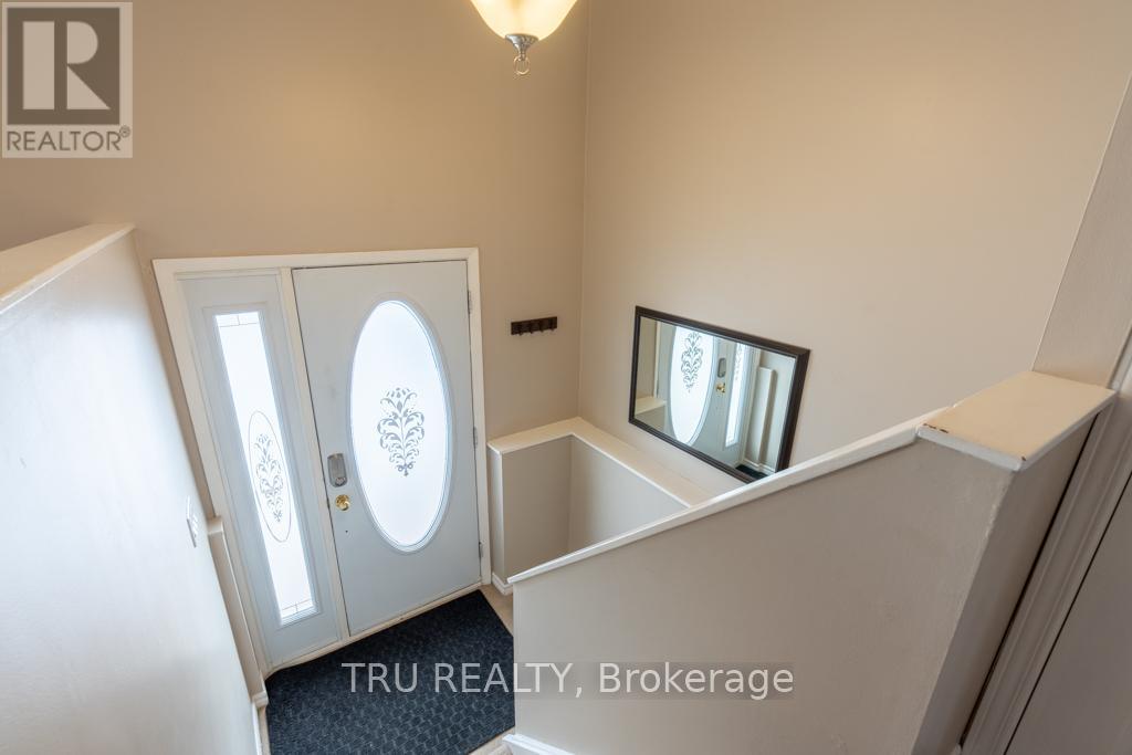 191 Castlefrank Road, Ottawa, Ontario  K2L 1T4 - Photo 3 - X13549216