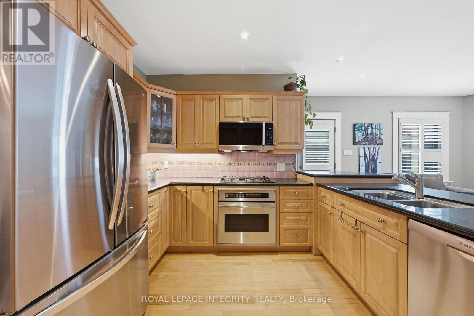 159 Hawthorne Avenue, Ottawa, Ontario  K1S 0B2 - Photo 12 - X13549384