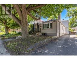 206 BLACKBURN AVENUE, Ottawa, Ontario