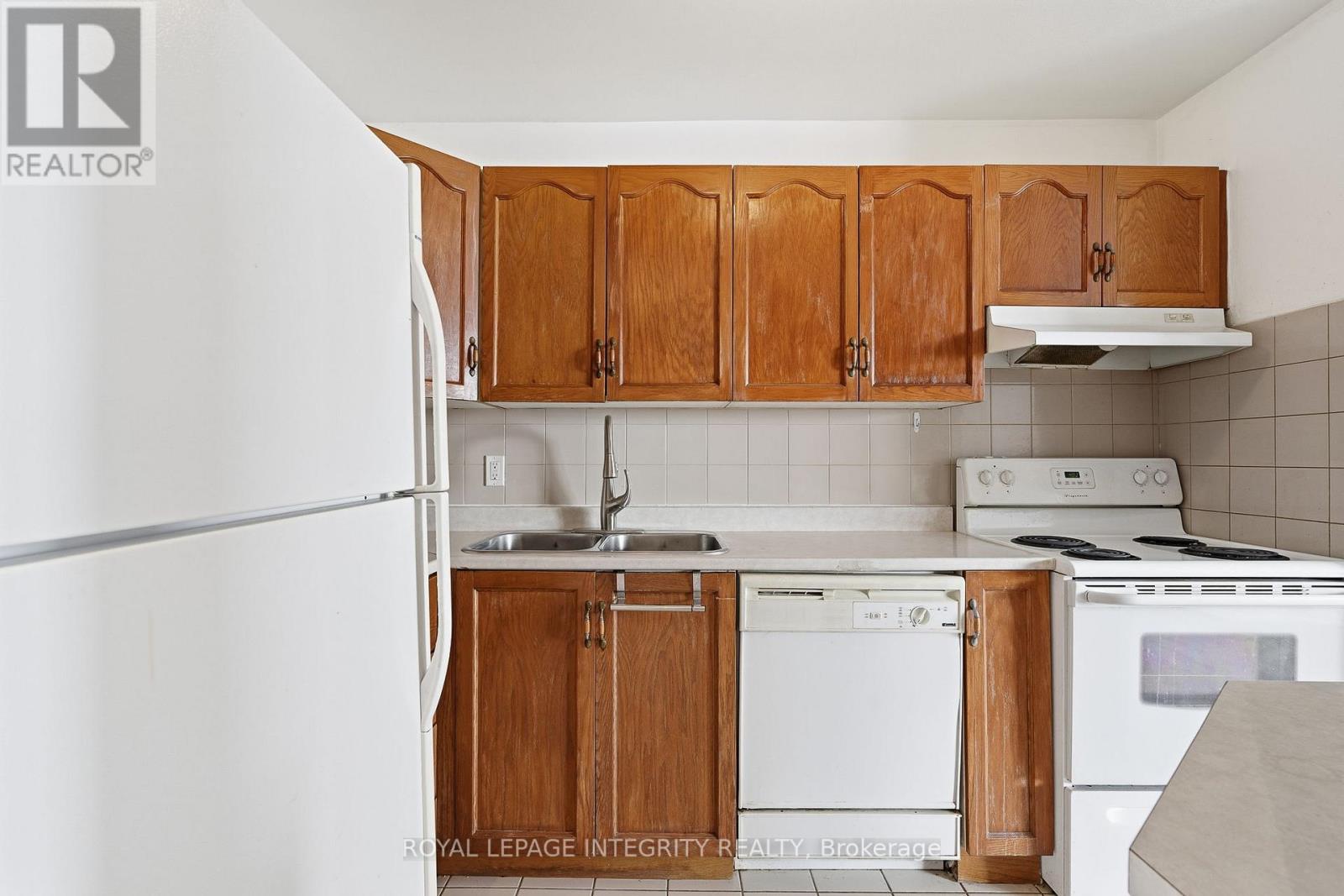 1110 - 2000 Jasmine Crescent, Ottawa, Ontario  K1J 8K4 - Photo 17 - X13549514