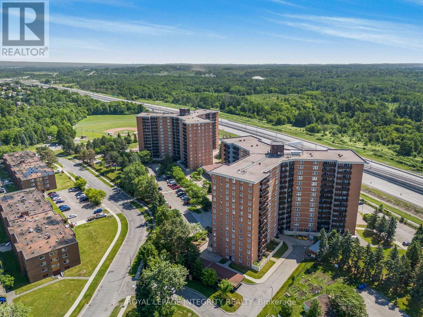 1110 - 2000 Jasmine Crescent, Ottawa, Ontario  K1J 8K4 - Photo 3 - X13549514