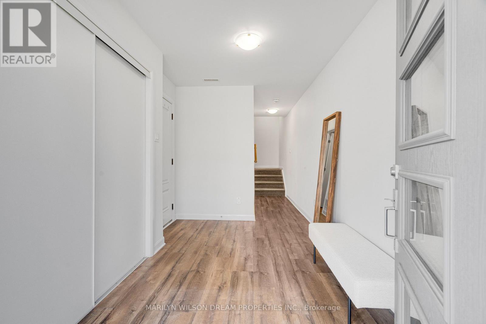 274 Elsie Macgill Walk, Ottawa, Ontario  K2W 0K7 - Photo 2 - X13549524