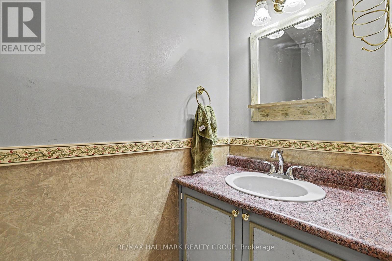277 Pickford Drive, Ottawa, Ontario  K2L 3E3 - Photo 8 - X13550010