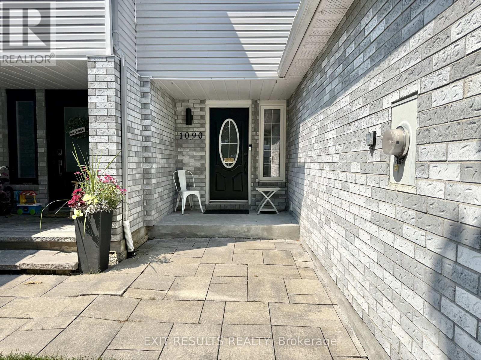 1090 Dianne Avenue, Clarence-Rockland, Ontario  K4K 1G7 - Photo 2 - X13550052