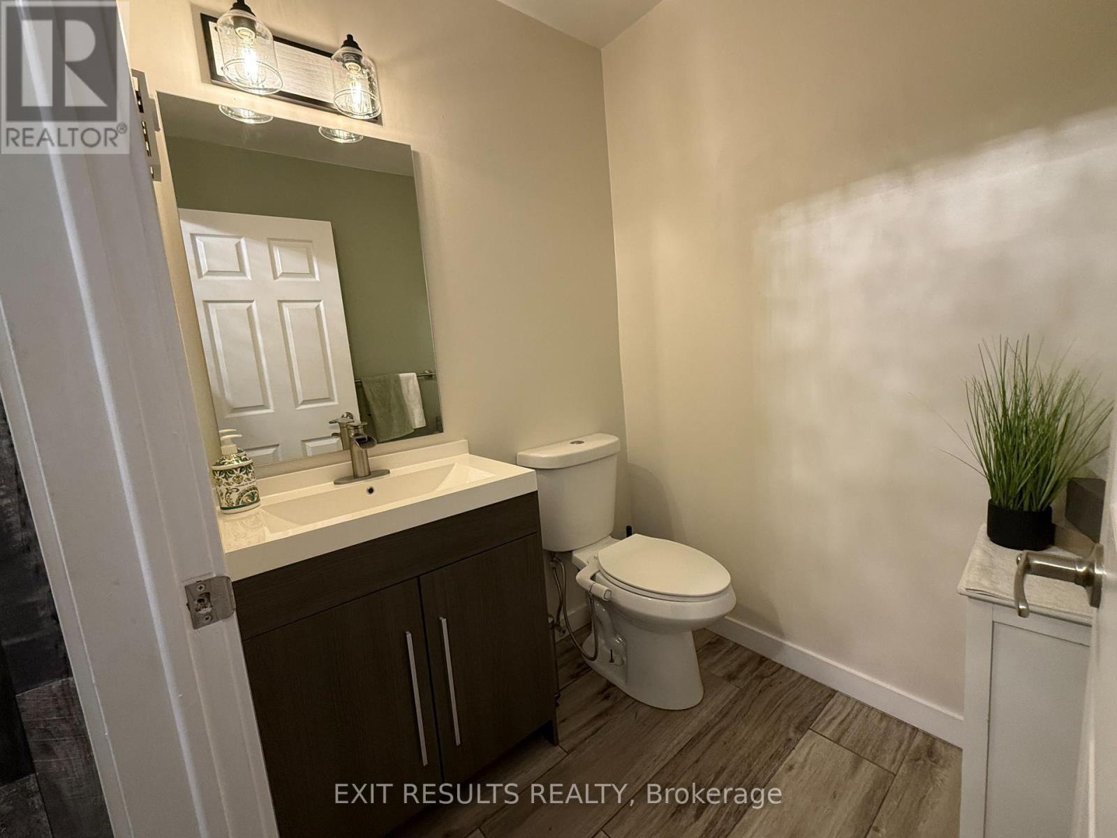 1090 Dianne Avenue, Clarence-Rockland, Ontario  K4K 1G7 - Photo 6 - X13550052
