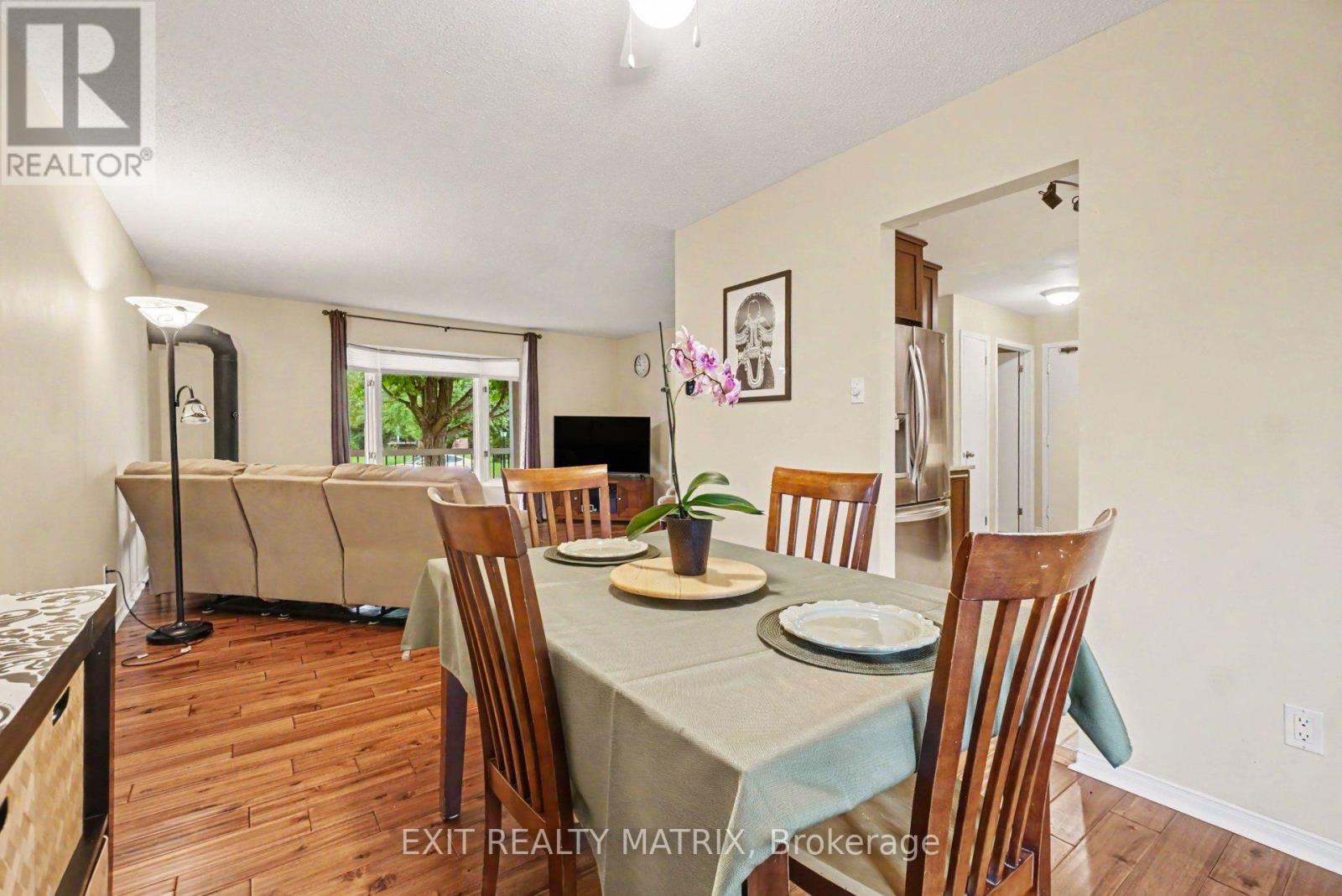 30 Bartley Crescent, Ottawa, Ontario  K2J 2J7 - Photo 9 - X13550076