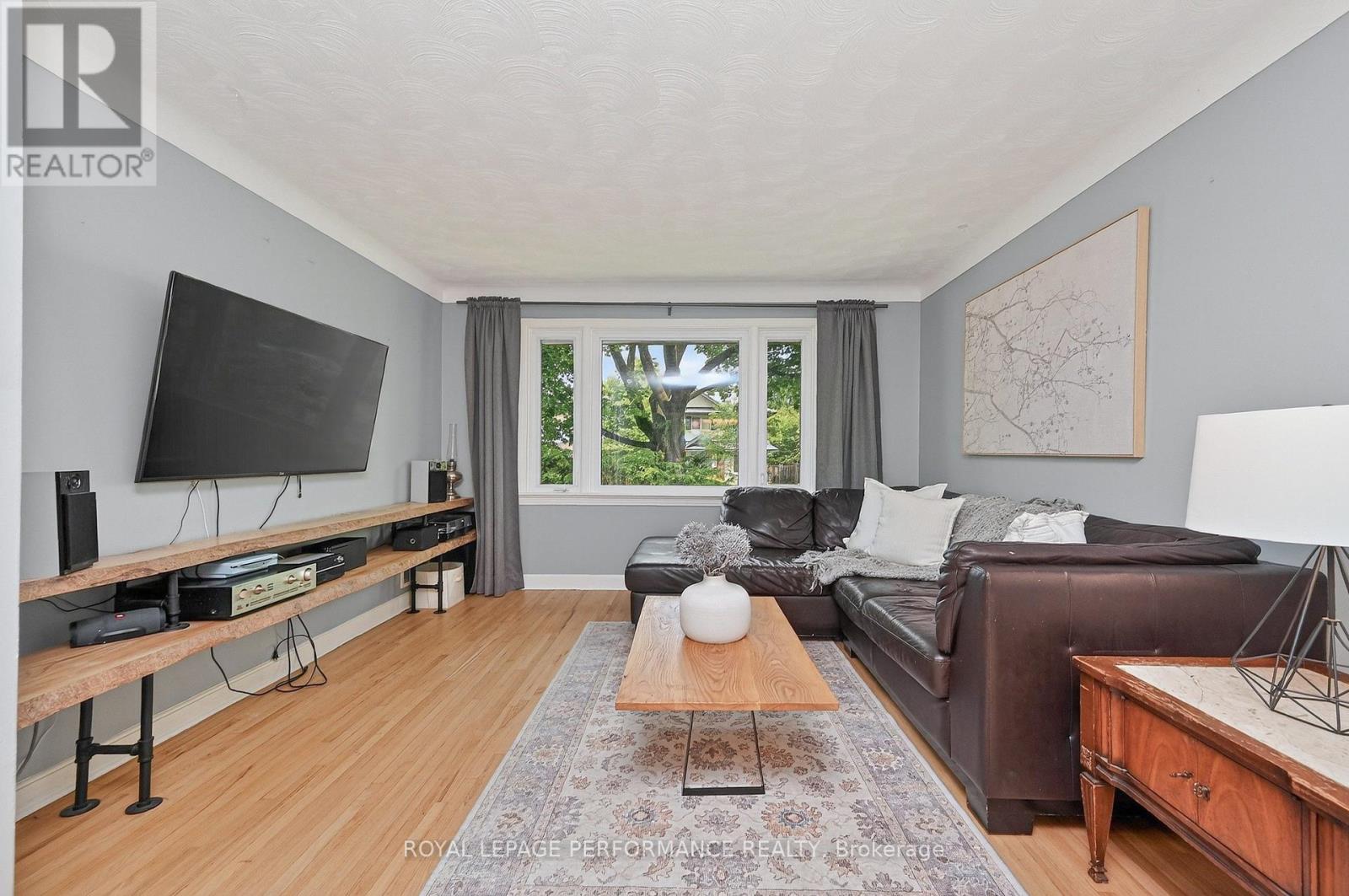 140 Begonia Avenue, Ottawa, Ontario  K1H 6E4 - Photo 5 - X13550316