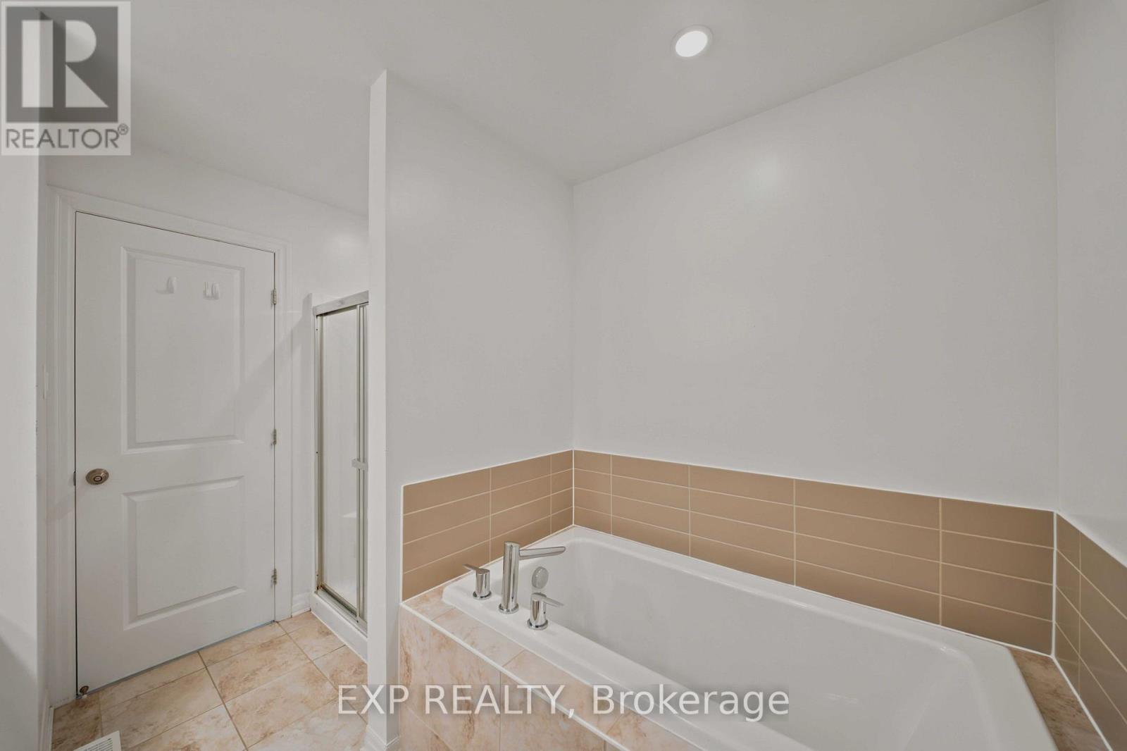 615 Spring Valley Drive, Ottawa, Ontario  K1W 0C6 - Photo 16 - X13550762