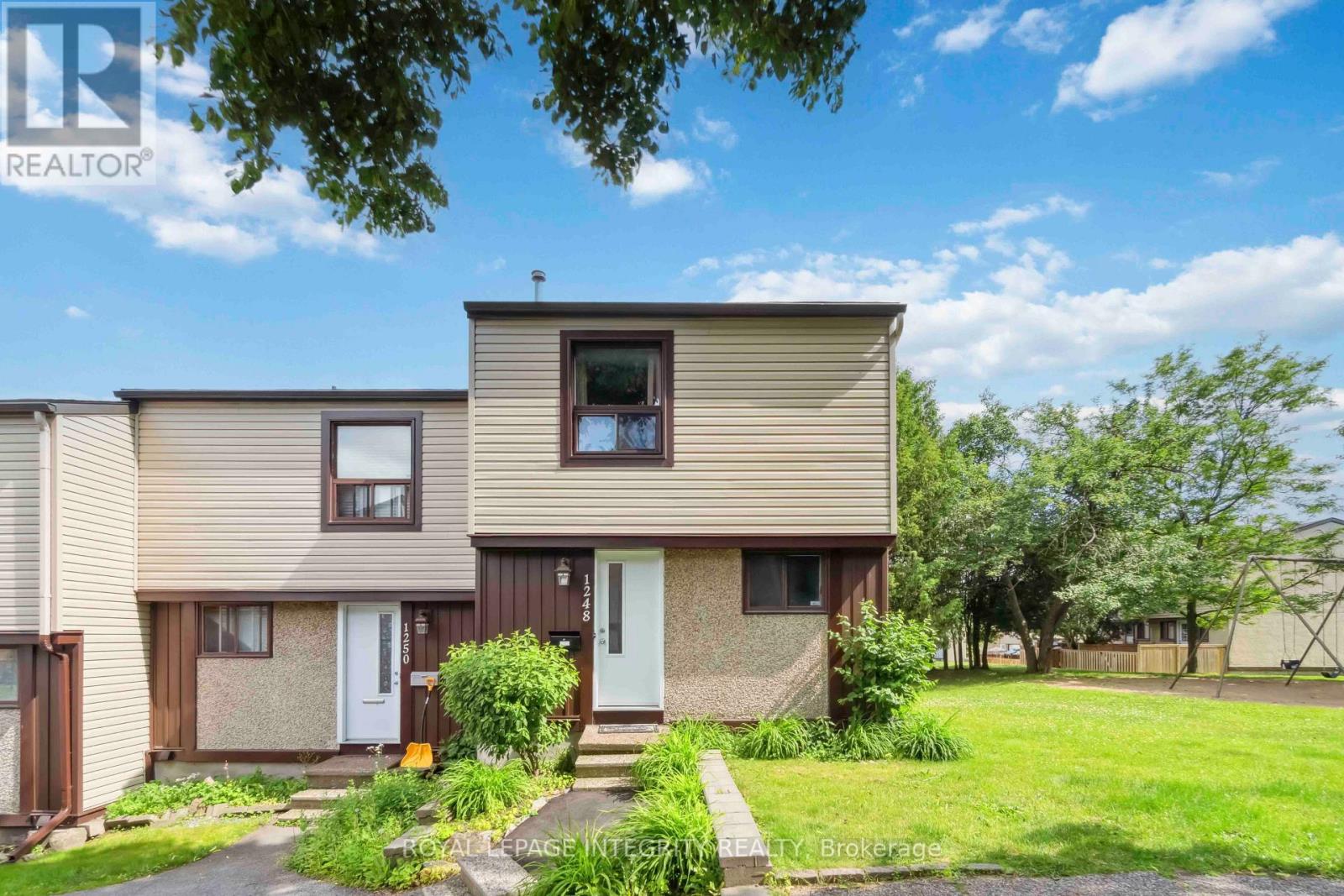 1248 Bethamy Lane, Ottawa, Ontario  K1J 8P4 - Photo 1 - X13550810