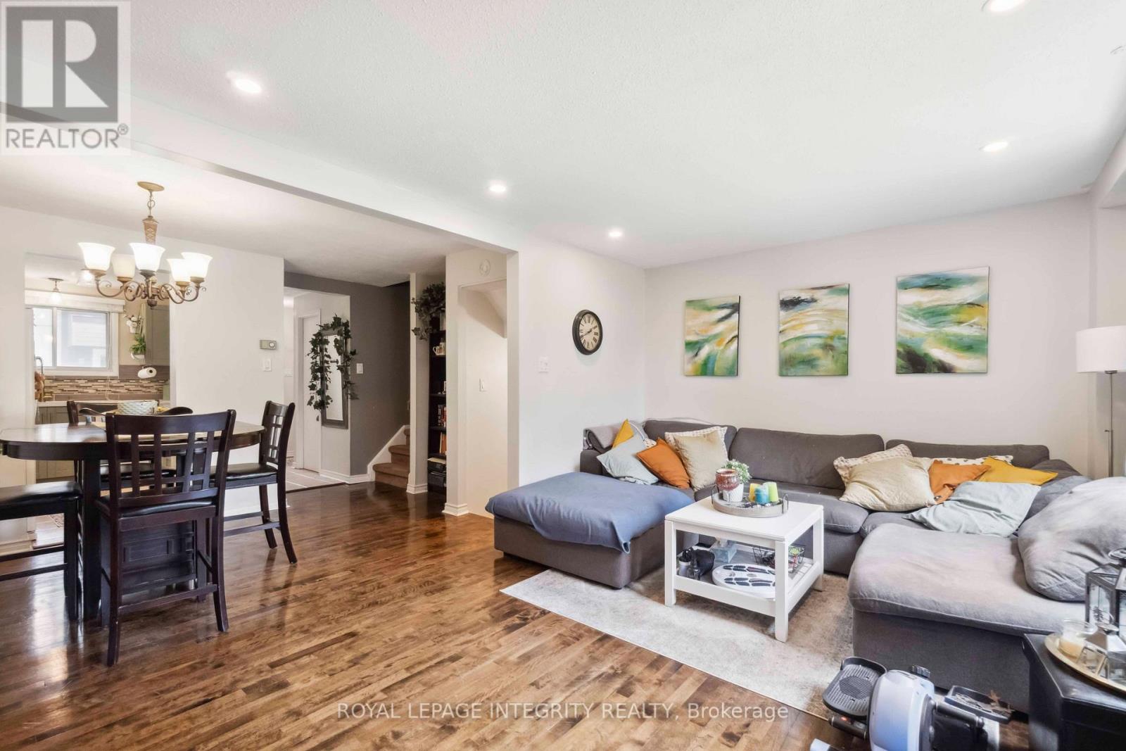 1248 Bethamy Lane, Ottawa, Ontario  K1J 8P4 - Photo 7 - X13550810