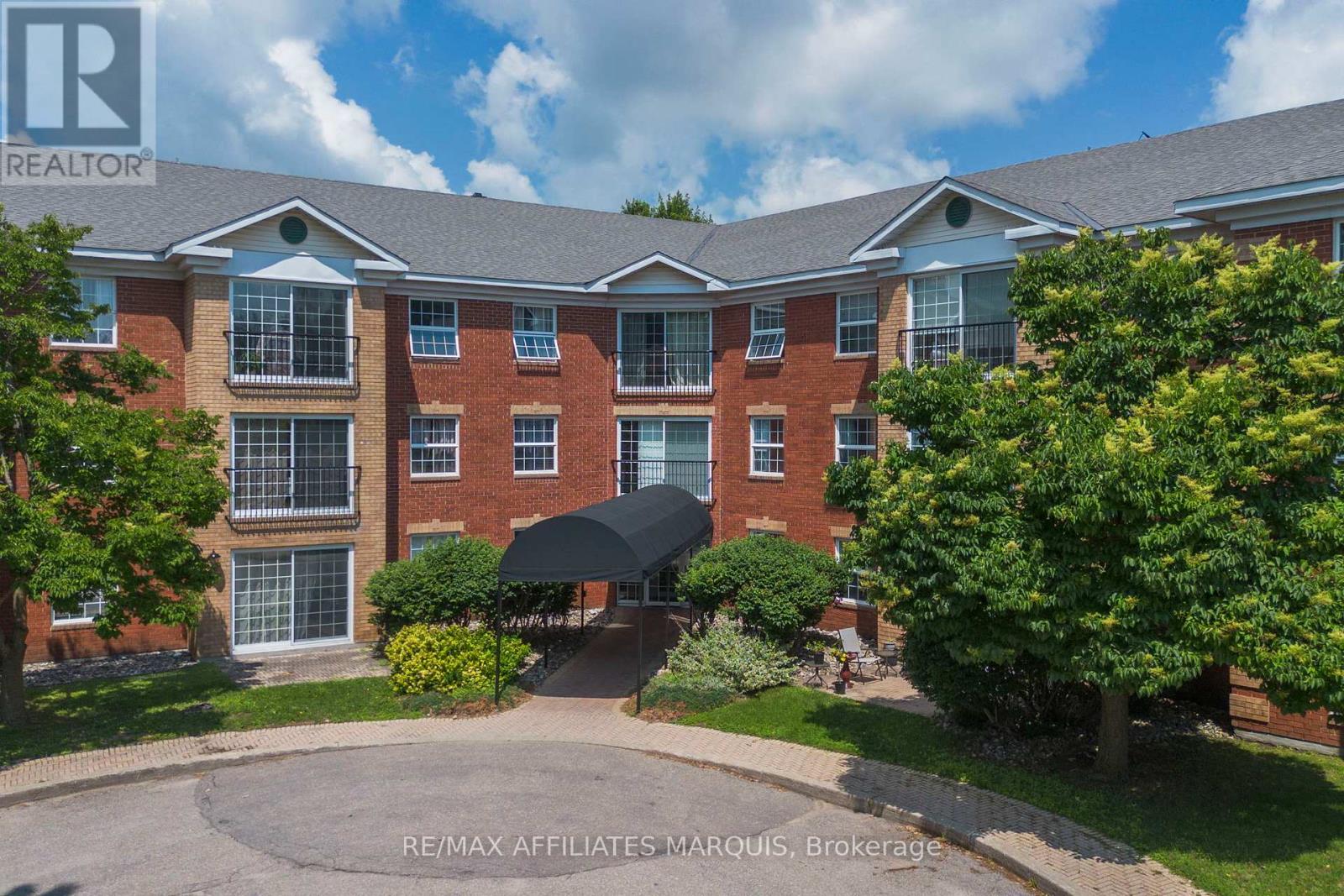 Unit #316 - 40 Pearl Street, Smiths Falls, Ontario  K7A 5B5 - Photo 1 - X13551086