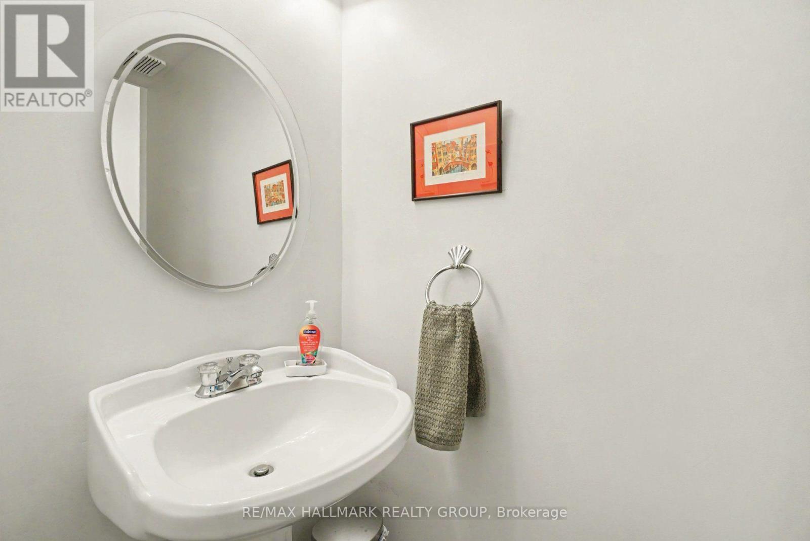 48 Dunbarton Court, Ottawa, Ontario  K1K 4L4 - Photo 3 - X13551360