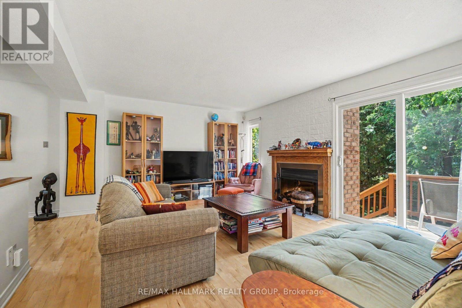 48 Dunbarton Court, Ottawa, Ontario  K1K 4L4 - Photo 4 - X13551360