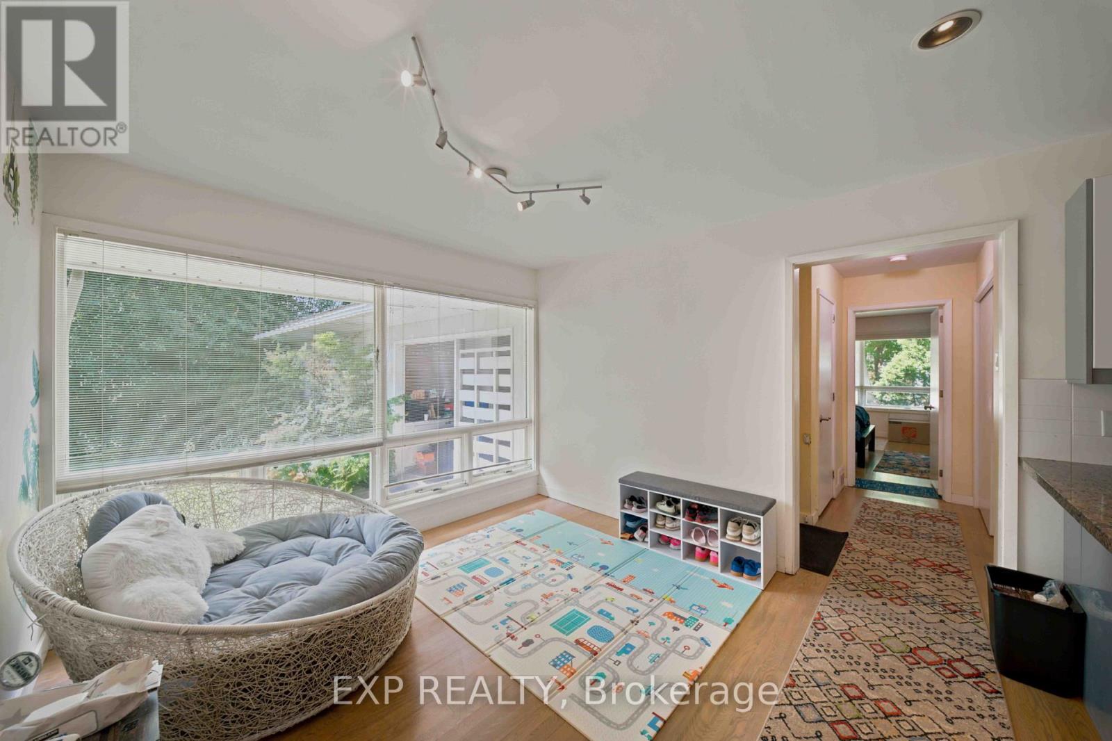 304 Roger Road, Ottawa, Ontario  K1H 5C4 - Photo 13 - X13551614