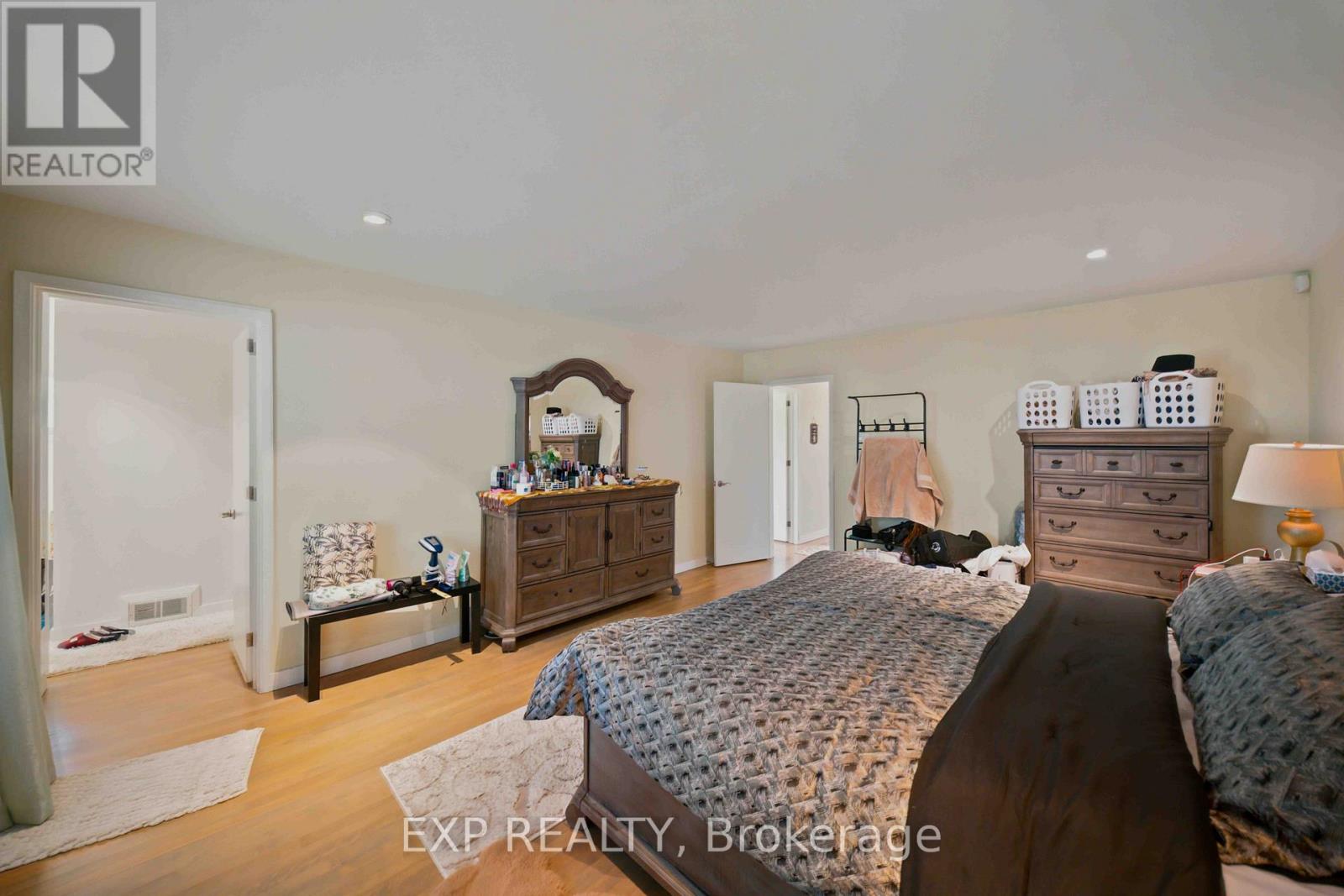 304 Roger Road, Ottawa, Ontario  K1H 5C4 - Photo 18 - X13551614