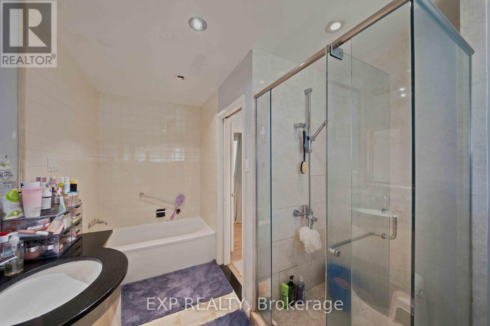 304 Roger Road, Ottawa, Ontario  K1H 5C4 - Photo 20 - X13551614