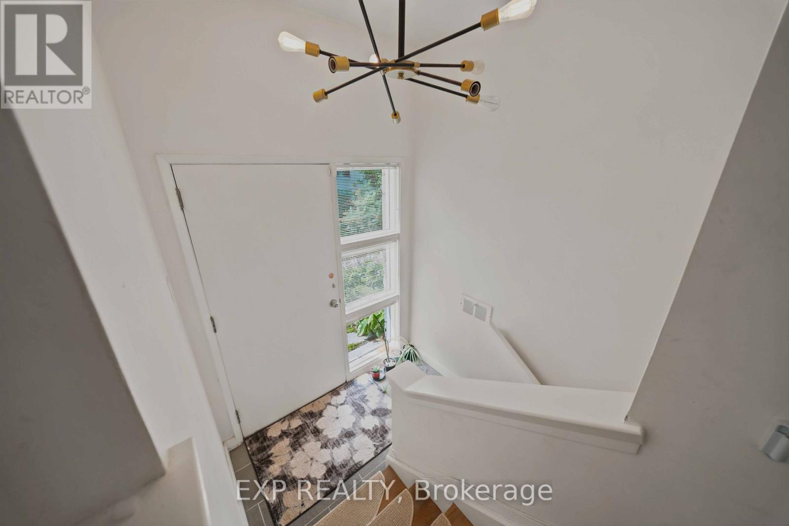 304 Roger Road, Ottawa, Ontario  K1H 5C4 - Photo 32 - X13551614