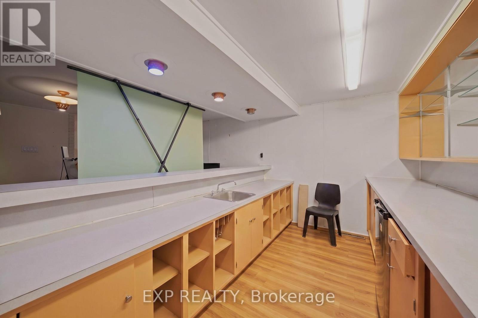 304 Roger Road, Ottawa, Ontario  K1H 5C4 - Photo 37 - X13551614