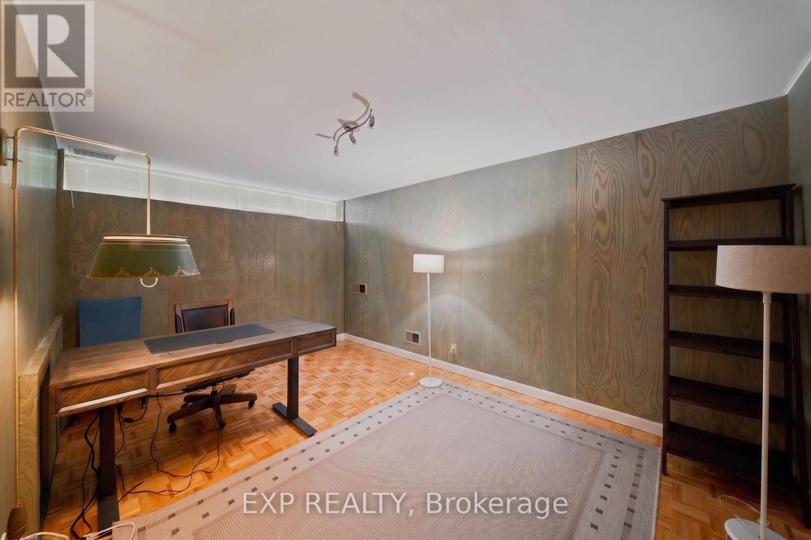 304 Roger Road, Ottawa, Ontario  K1H 5C4 - Photo 38 - X13551614
