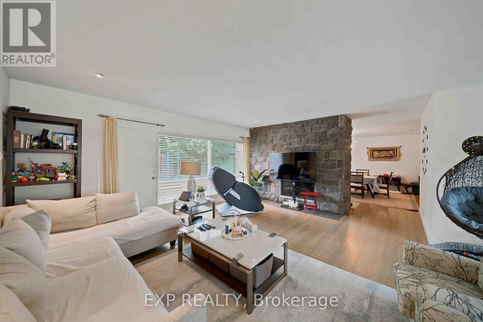 304 Roger Road, Ottawa, Ontario  K1H 5C4 - Photo 8 - X13551614