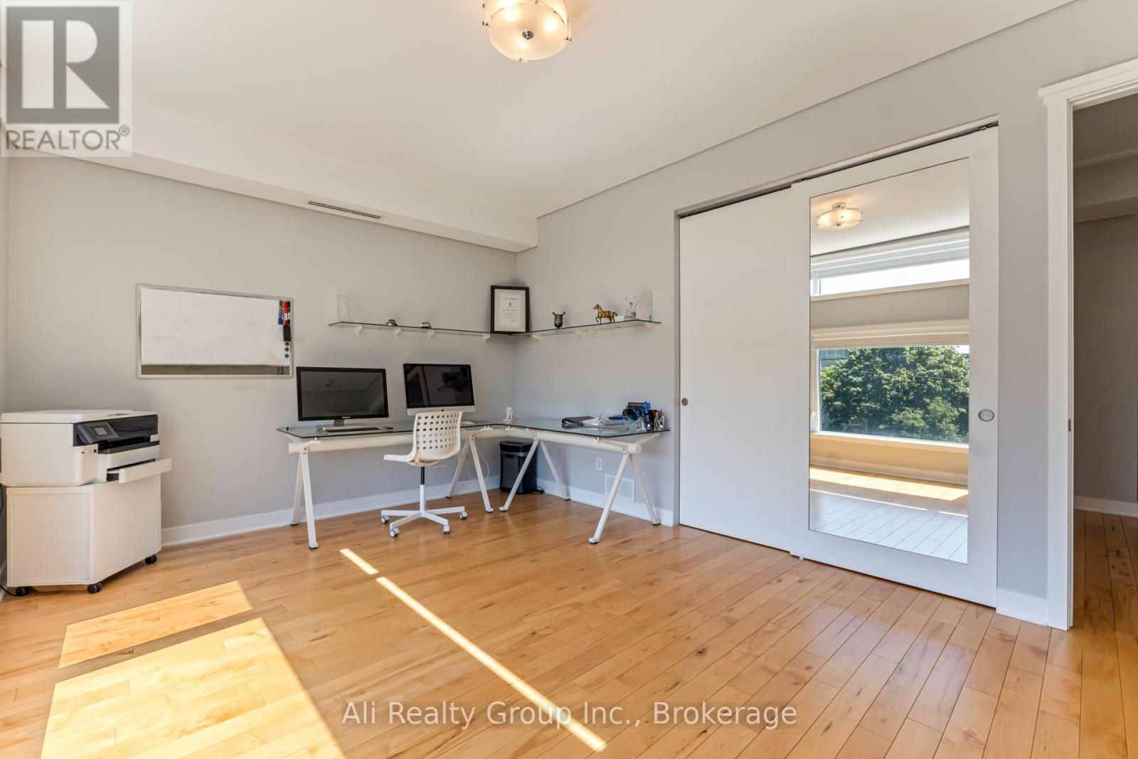 69 Donald Street, Ottawa, Ontario  K1K 1N3 - Photo 10 - X13551718