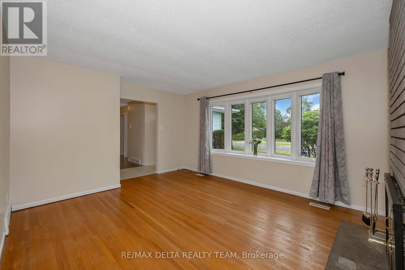 278 Gleneagles Avenue, Ottawa, Ontario  K1E 1L8 - Photo 5 - X13551768