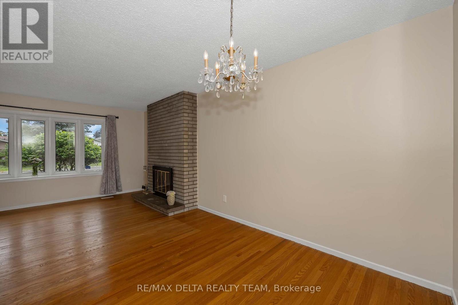 278 Gleneagles Avenue, Ottawa, Ontario  K1E 1L8 - Photo 9 - X13551768