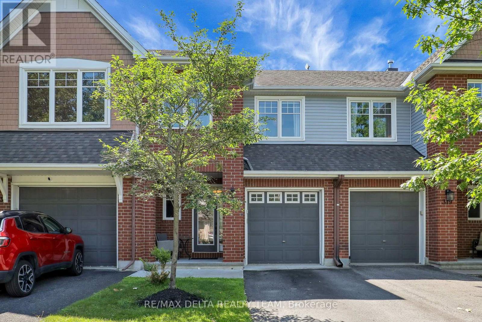 321 Widgeon Way, Ottawa, Ontario  K1T 0G1 - Photo 2 - X13551810