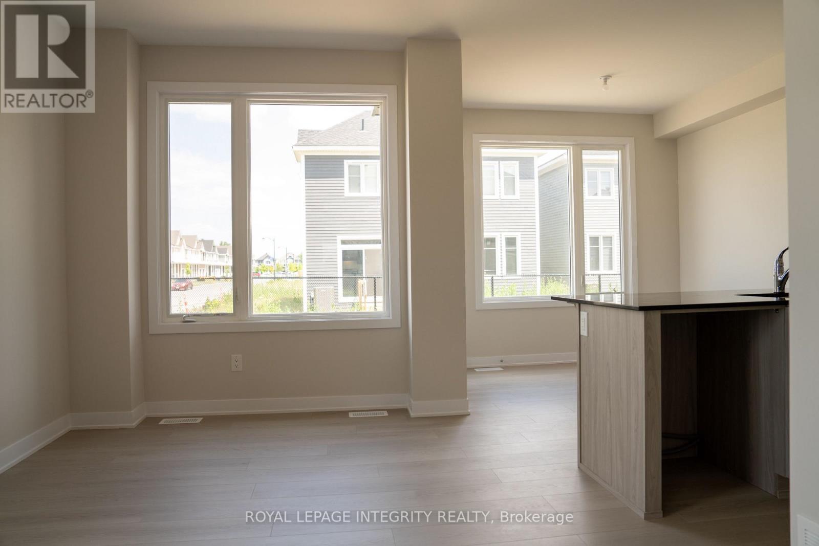735 Haflinger Row, Ottawa, Ontario  K0A 2Z0 - Photo 3 - X13551980